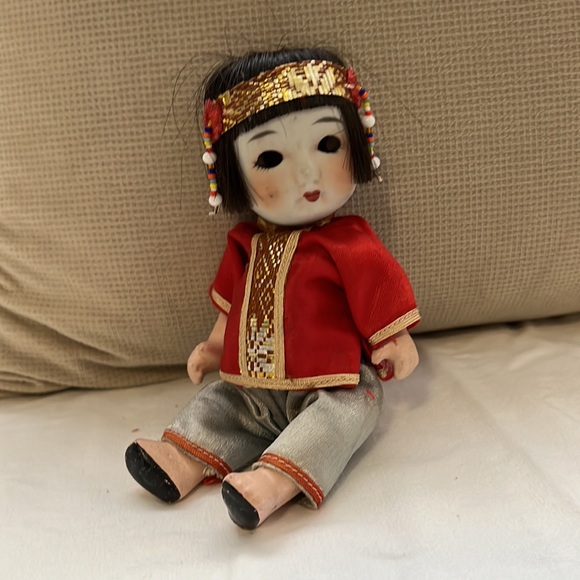 Doll. Vintage/antique. Quite unique. - Picture 1 of 13